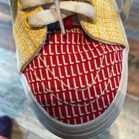 Vans SK8-Hi Pride Rainbow Shoes like new unisex