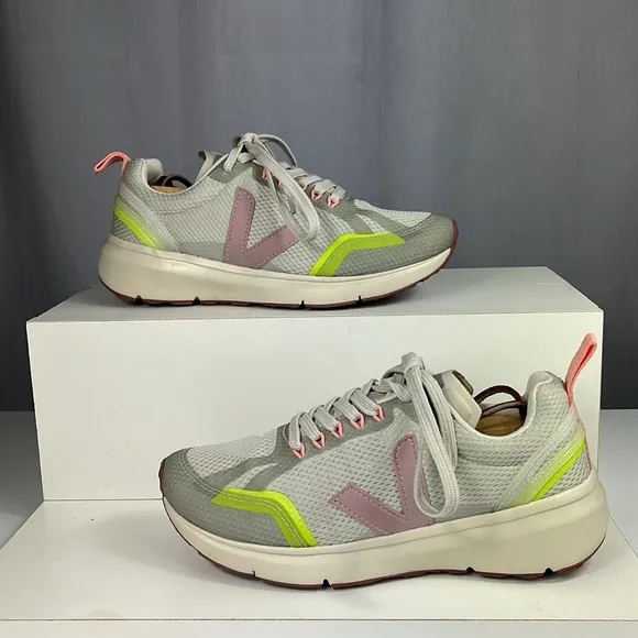 VEJA Condor 2 Vegan Alveomesh Natural Babe Jaune Flou Trainer Sneakers.