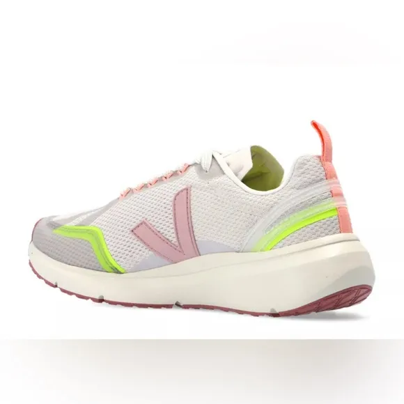 VEJA Condor 2 Vegan Alveomesh Natural Babe Jaune Flou Trainer Sneakers.