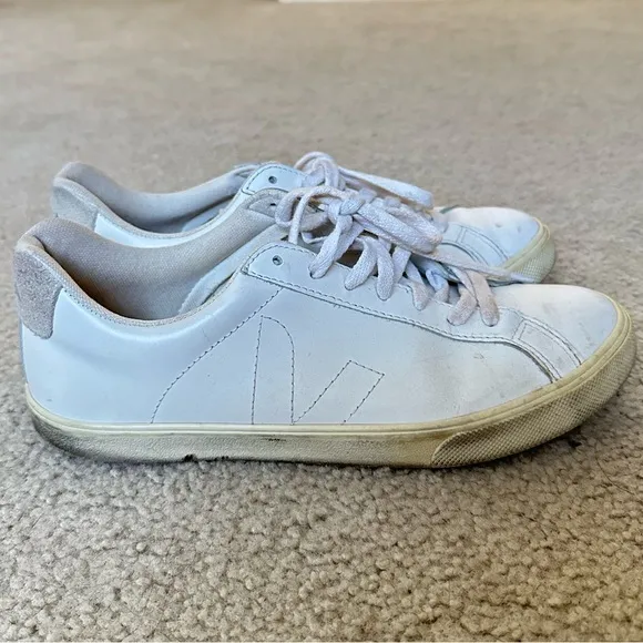 Veja Esplar Leather Logo Sneakers size 9