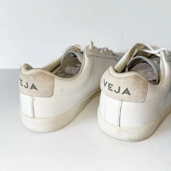 VEJA Esplar Men’s Leather Logo Sneakers White Sneakers Sz 9.5