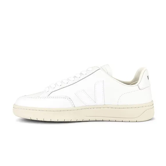 Veja V-12 Extra White Sneakers NWT
