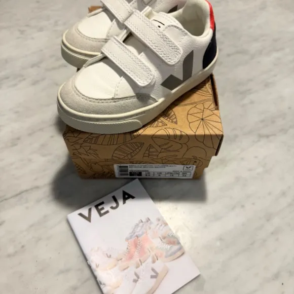 Veja V-12 Kids Sneakers