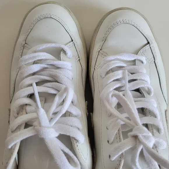 Veja Women's V-12 Leather Sneakers White &amp; Beige Sable Size 7