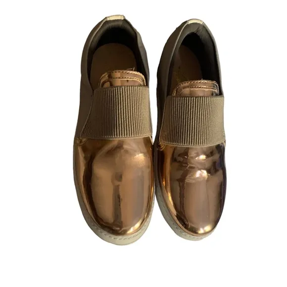 VIA SCARPA Woman’s Bronze Brazilian Slip On Sneaker Tennis Shoes Out of Stock!