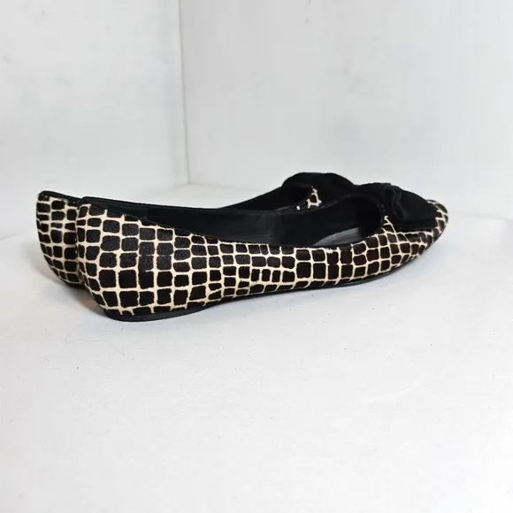 Via Spiga Calf Hair Leather Animal Print Flat Slip On Shoes Size 7.5