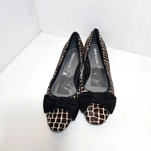 Via Spiga Calf Hair Leather Animal Print Flat Slip On Shoes Size 7.5