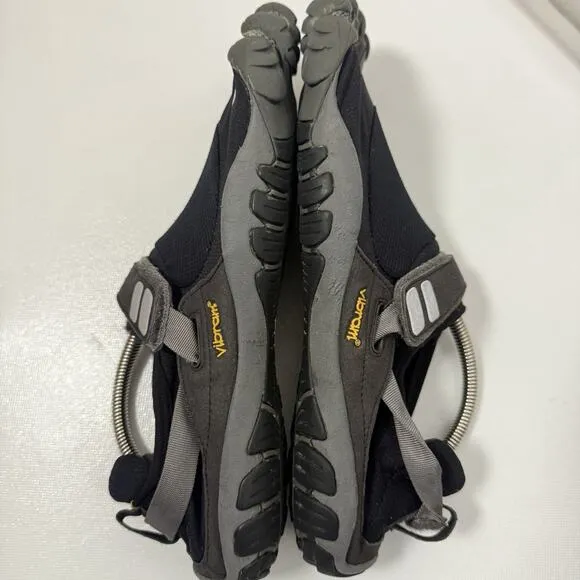 Vibram FiveFingers Treksport Black Gray Barefoot Running Shoes M4485 Mens EU 47