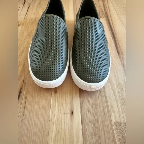 Vince Blair Leather Olive Slip-On Shoes