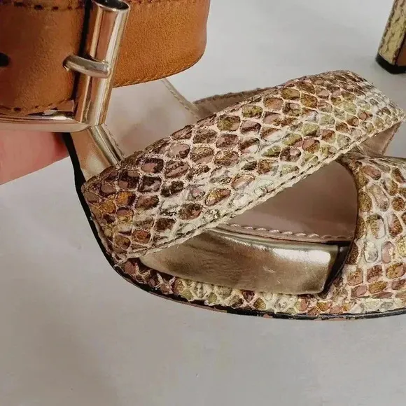 Vince Camuto Gold Snakeskin Snake Print Leather Heels Pumps Women's Size 8