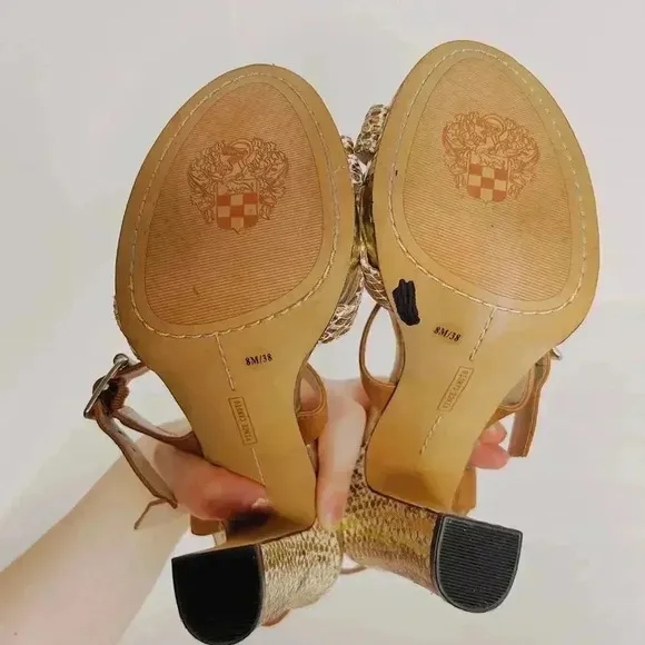 Vince Camuto Gold Snakeskin Snake Print Leather Heels Pumps Women's Size 8