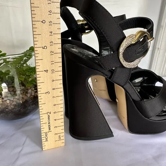VINCE CAMUTO PLATAFORM  SATIN