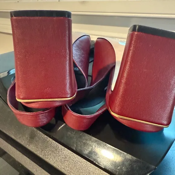 Vince Camuto Women's Burgundy Slingback Heels