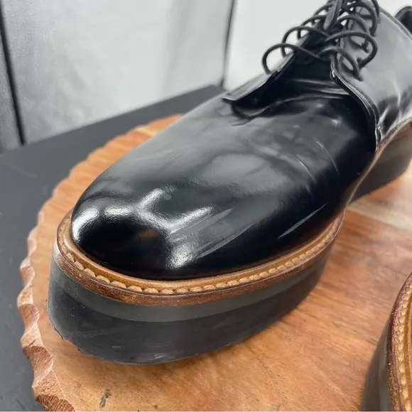 Vince Drystan Oxfords In Black shiny lace up platform shoes Sz 9