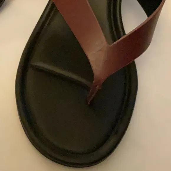 Vince women’s Julian leather heeled -ankle strap /thong-sandals /8bu…