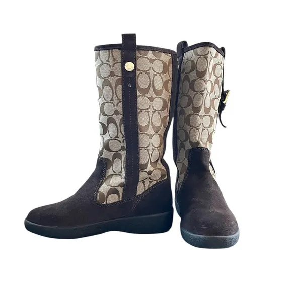 Vintage coach winter boots