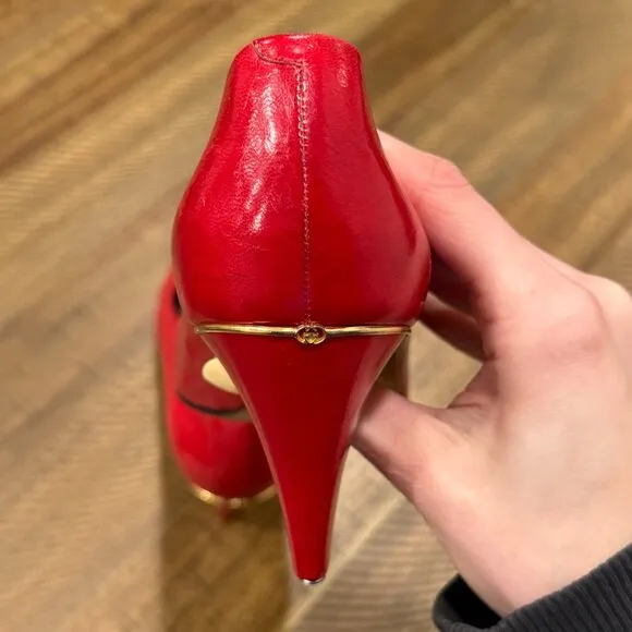 Vintage Gucci Red Heels Size 37