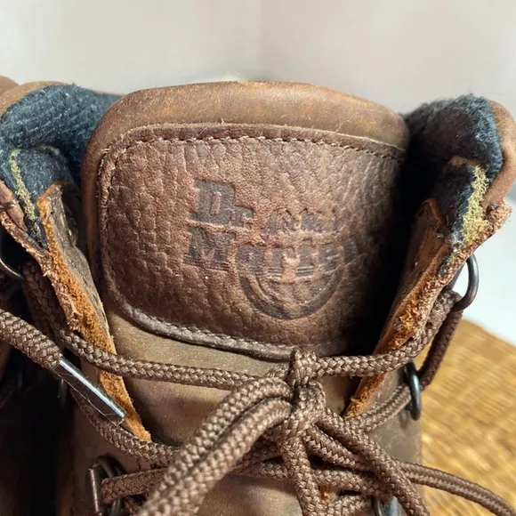 Vintage Made in England Doc Martens Youth Unisex Lace Up Combat Sneakers