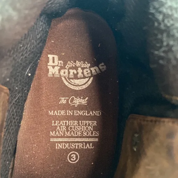 Vintage Made in England Doc Martens Youth Unisex Lace Up Combat Sneakers