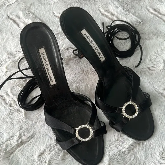 🖤Vintage Manolo Blahnik Heels🖤