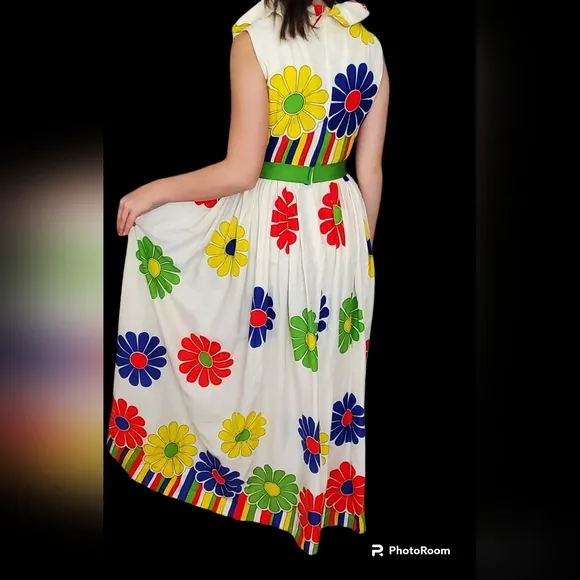Vintage Sandine Original New York 60s Maxi Dress Empire Waist Flowers rainbow