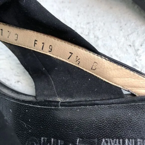 Vintage Ferragamo flip-flops