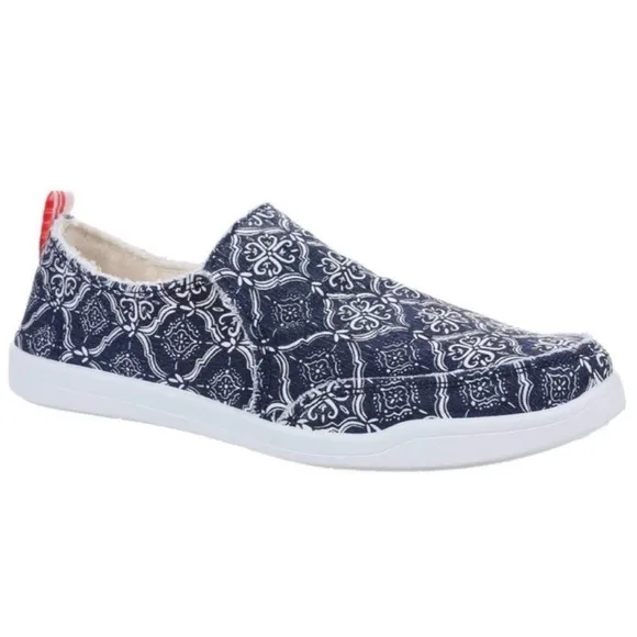 Vionic Beach Malibu Slip-On Sneakers canvas shoes