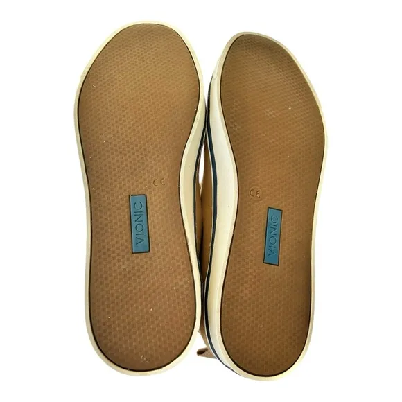 VIONIC Conner Tan Slip on Casual Shoes Men’s Orthaheel Technology Men’s Size 10