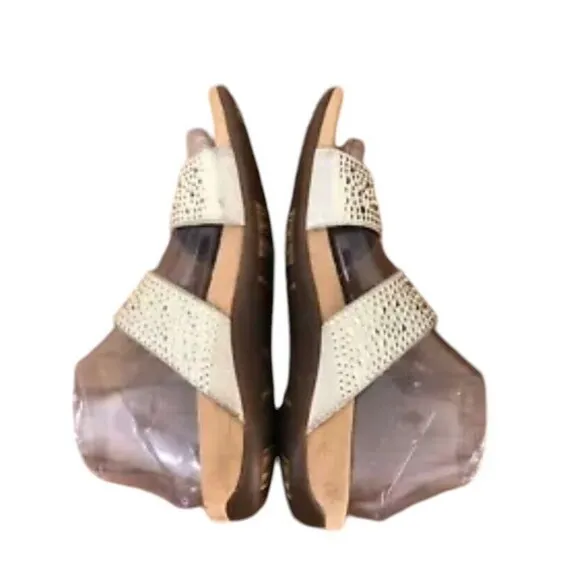 Vionic Samoa TVW4832 Slide Shoes Womens US 7 Silver Suede Studded Wedge Sandals
