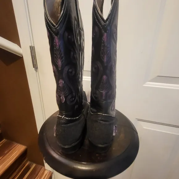 White Diamond Boots Size 8 Hand Made