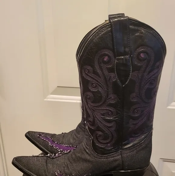 White Diamond Boots Size 8 Hand Made