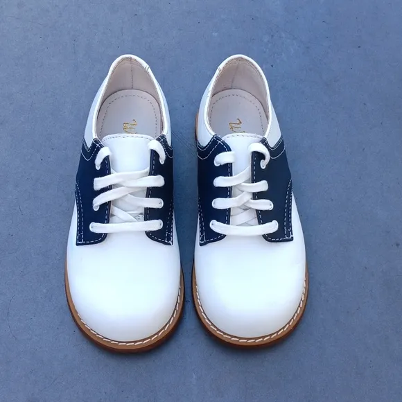 WILLITS White and Blue Dress Shoes with Classic Saddle Design