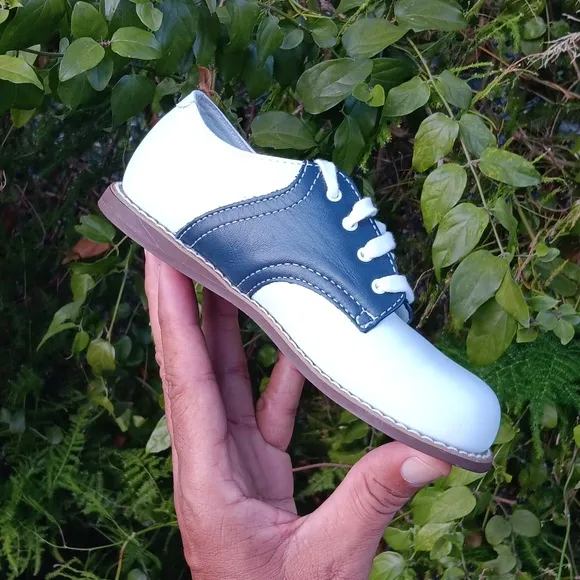 WILLITS White and Blue Dress Shoes with Classic Saddle Design