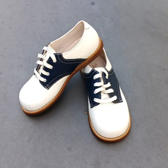 WILLITS White and Blue Dress Shoes with Classic Saddle Design