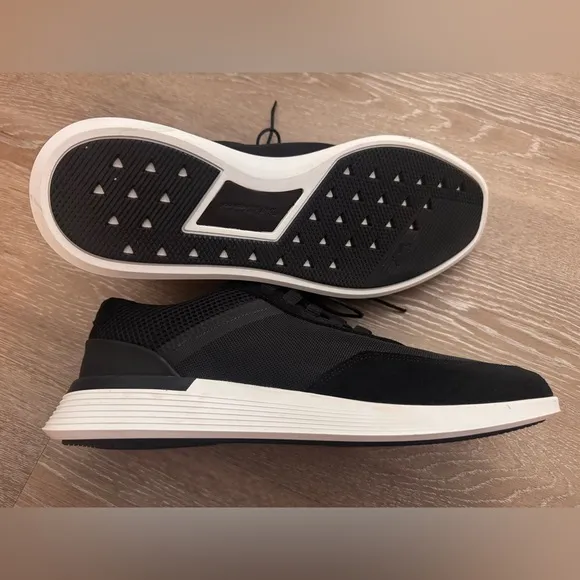 Wolf &amp; Shepherd Men's Crossover Victory Trainer Shoes - NWOT