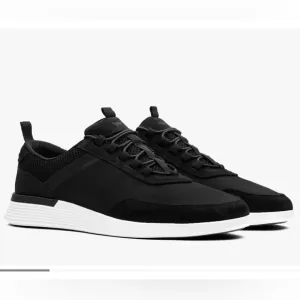 Wolf &amp; Shepherd Men's Crossover Victory Trainer Shoes - NWOT