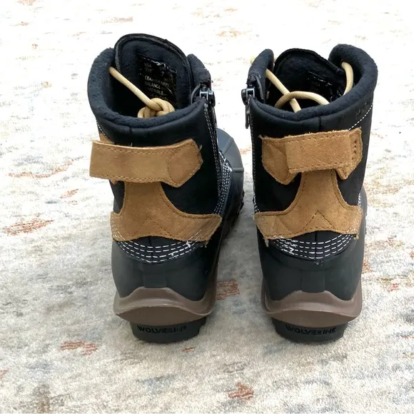 Wolverine NWOT Women’s Black Duck Boots Sz 9