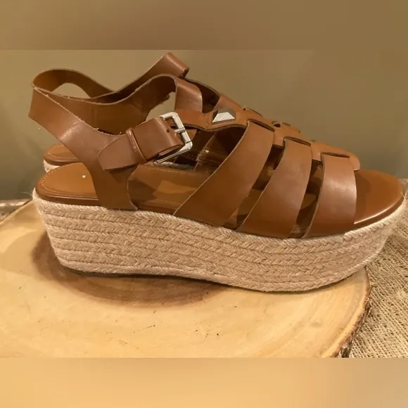 Woman's Sandals Marc Fisher Joven Espadrille Wedge Sandal Size 10 Brown New