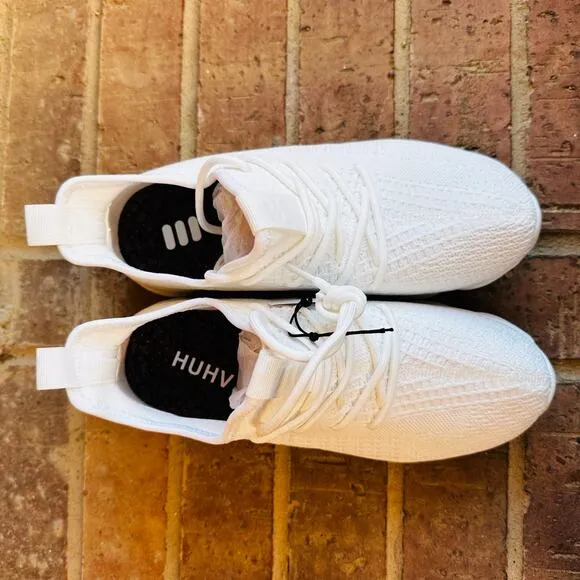 Woman's Shuhv White Sneakers