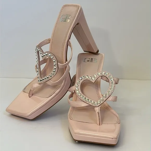 Women’s 8.5 pink rhinestone heart legally blonde heels patent leather sandals