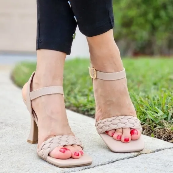 Women's Braided Single Band Ankle Strap Sandals Nude Color