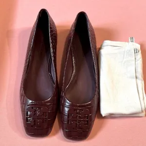 Women's Burgundy Leather Flats