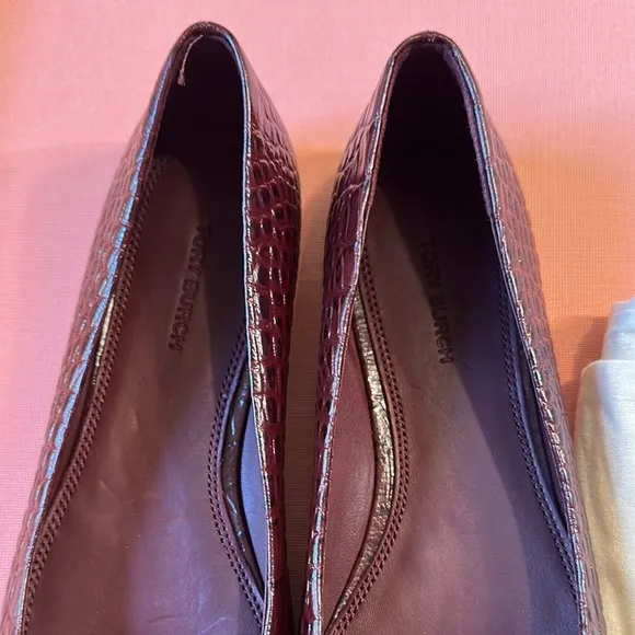 Women's Burgundy Leather Flats