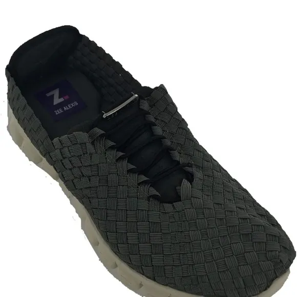 WOMEN'S DANIELLE WOVEN SNEAKERS NWOT