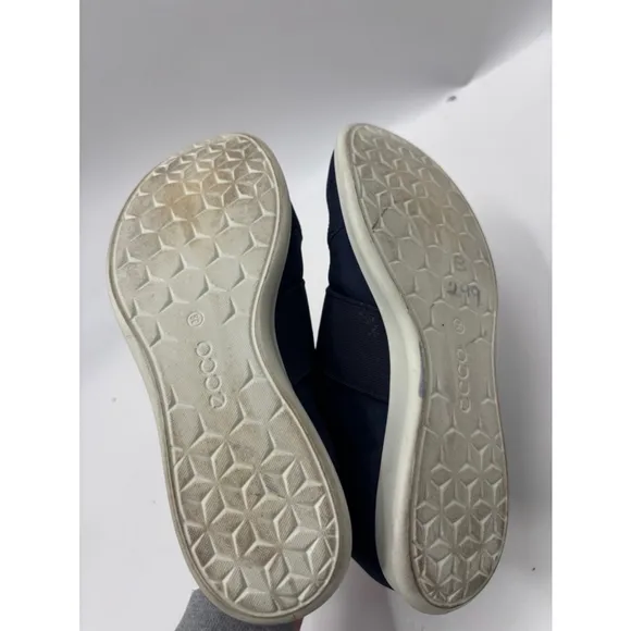 Women's ECCO Slip-on Sneakers, Navy, Size 5.5