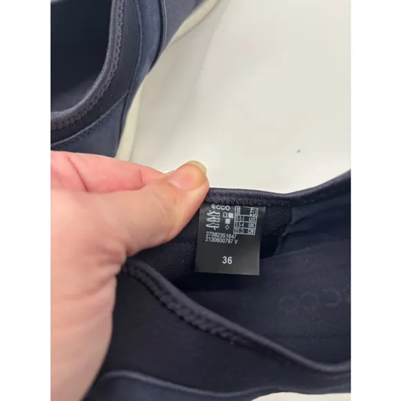 Women's ECCO Slip-on Sneakers, Navy, Size 5.5