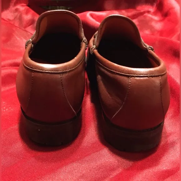 Women’s Gucci Browns Leather Loafer Shoes Horse Bit Embellishment