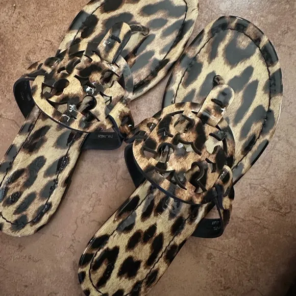 Women’s leopard Tory Burch sandals