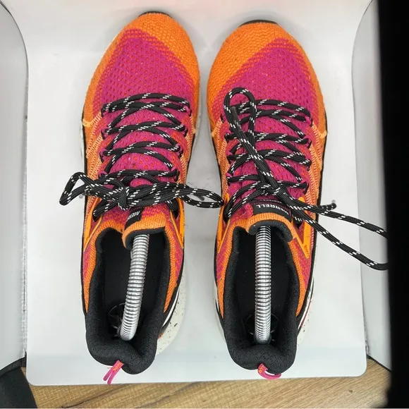 Women’s Merrell Bravada 2 Running Shoes Size 9