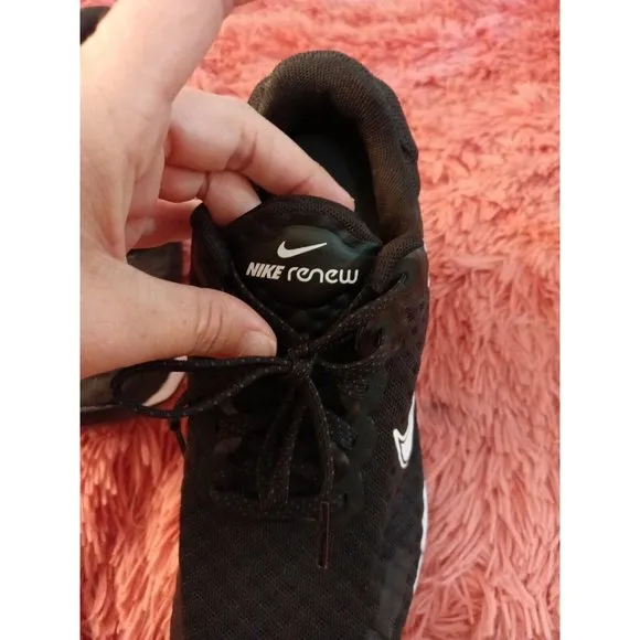 Women's Nike Renew Ride 3 Running Sneakers Black/White Size 7